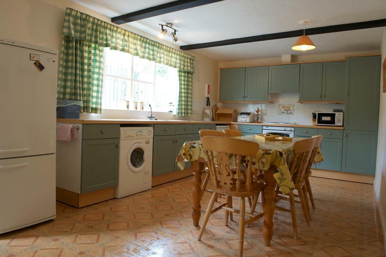 Odle Farm Villa Honiton Bagian luar foto